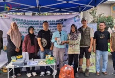 Program Dipilampah Disambut Antusias, Warga Cianjur Tukar Sampah dengan Sembako
