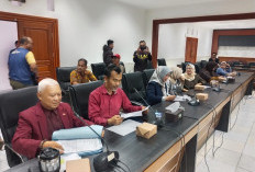 Nasabah LKM Akhlakul Karimah Cianjur Tuntut Kepastian Pengembalian Dana