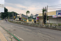 Berbahaya, Ruas Jalan Abdullah Bin Nuh Rusak dan Berlubang