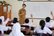 Kesejahteraan Minim, Guru Honorer Cianjur Harap Diangkat Penuh Waktu