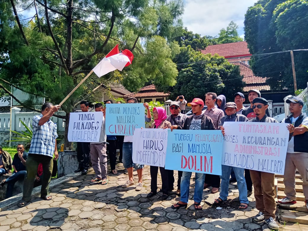 Tak Lolos, Balon Kades Gelar Aksi Protes ke DPMD Cianjur