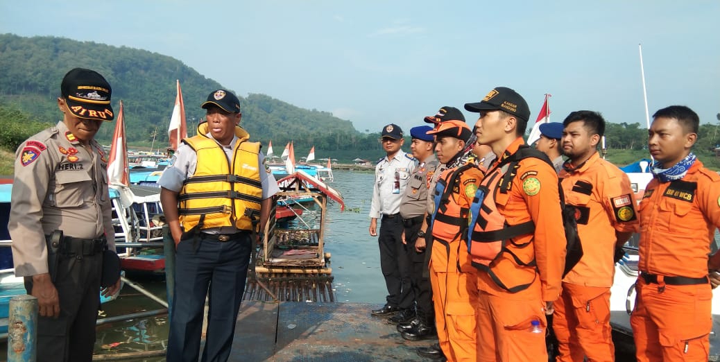 Hilang Tiga Hari, Jasad Pemuda Tenggelam di Waduk Jangari Cianjur Ditemukan