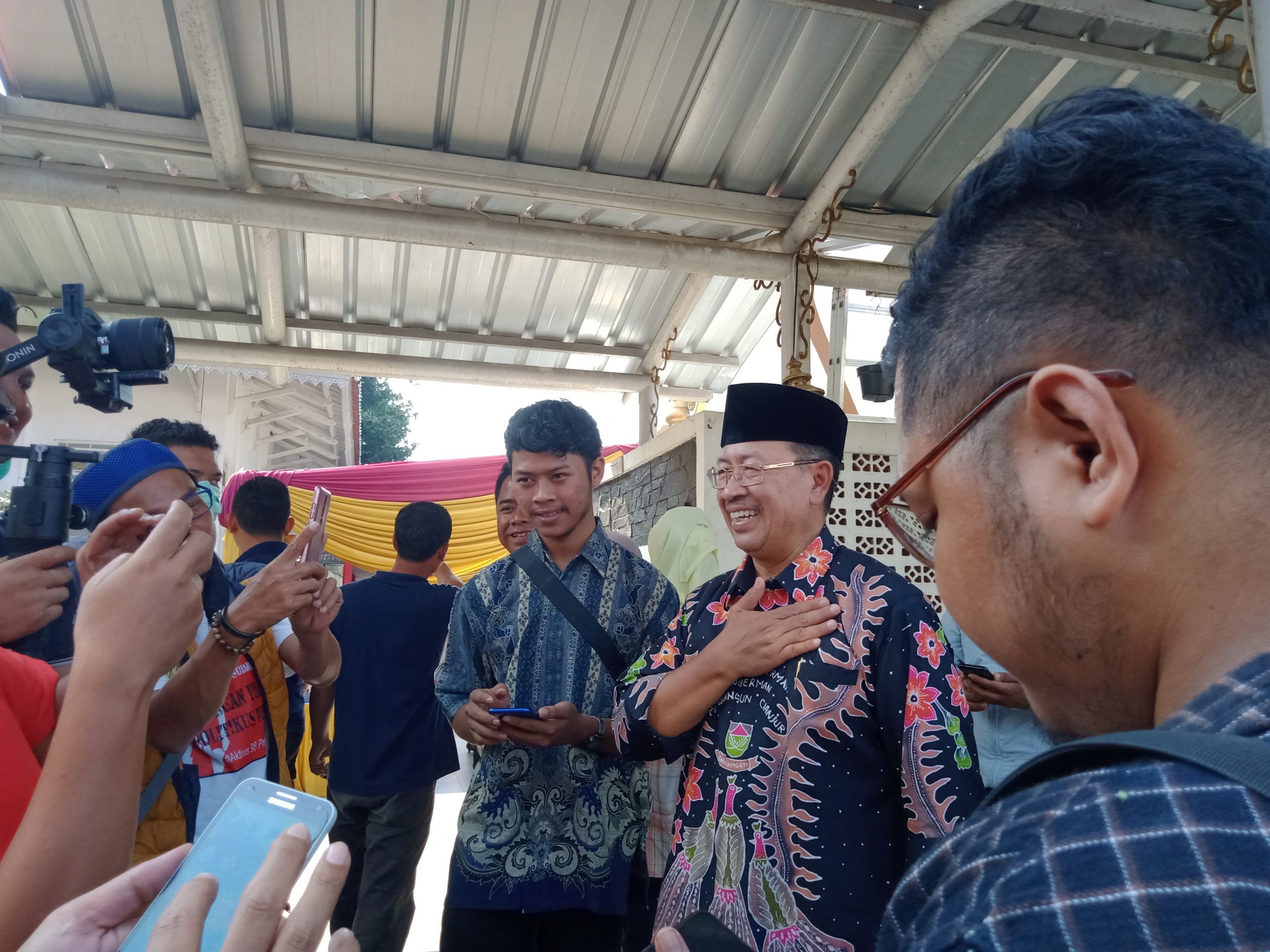 Plt Bupati Cianjur: Sekolah Diliburkan Dua Minggu, Siswa Belajar Online