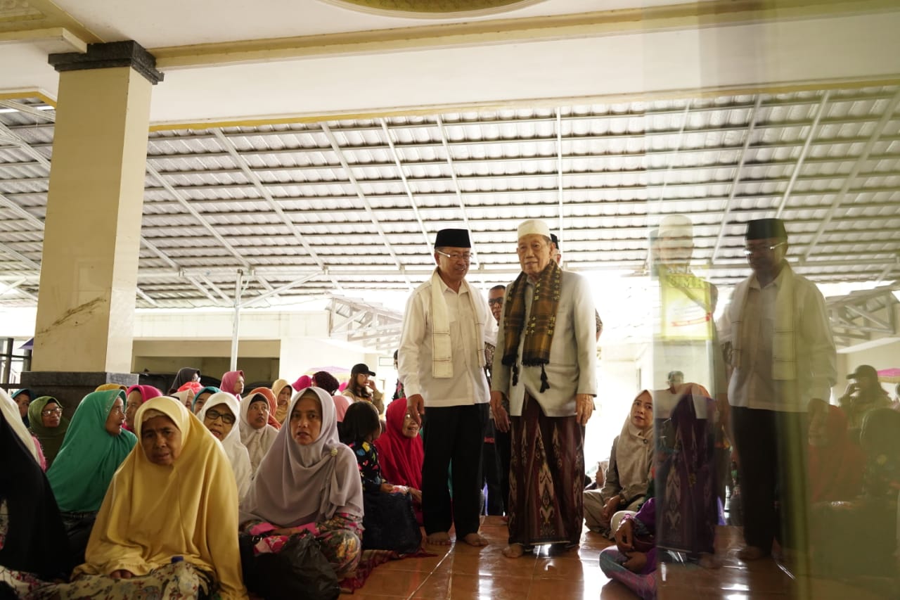 Herman Dapat Dukungan dari Pedagang Pasar Kamisan Bojongherang Cianjur