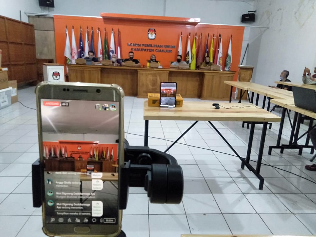 Siapkan APD, KPU Cianjur Kurangi Jumlah Pemilih di TPS