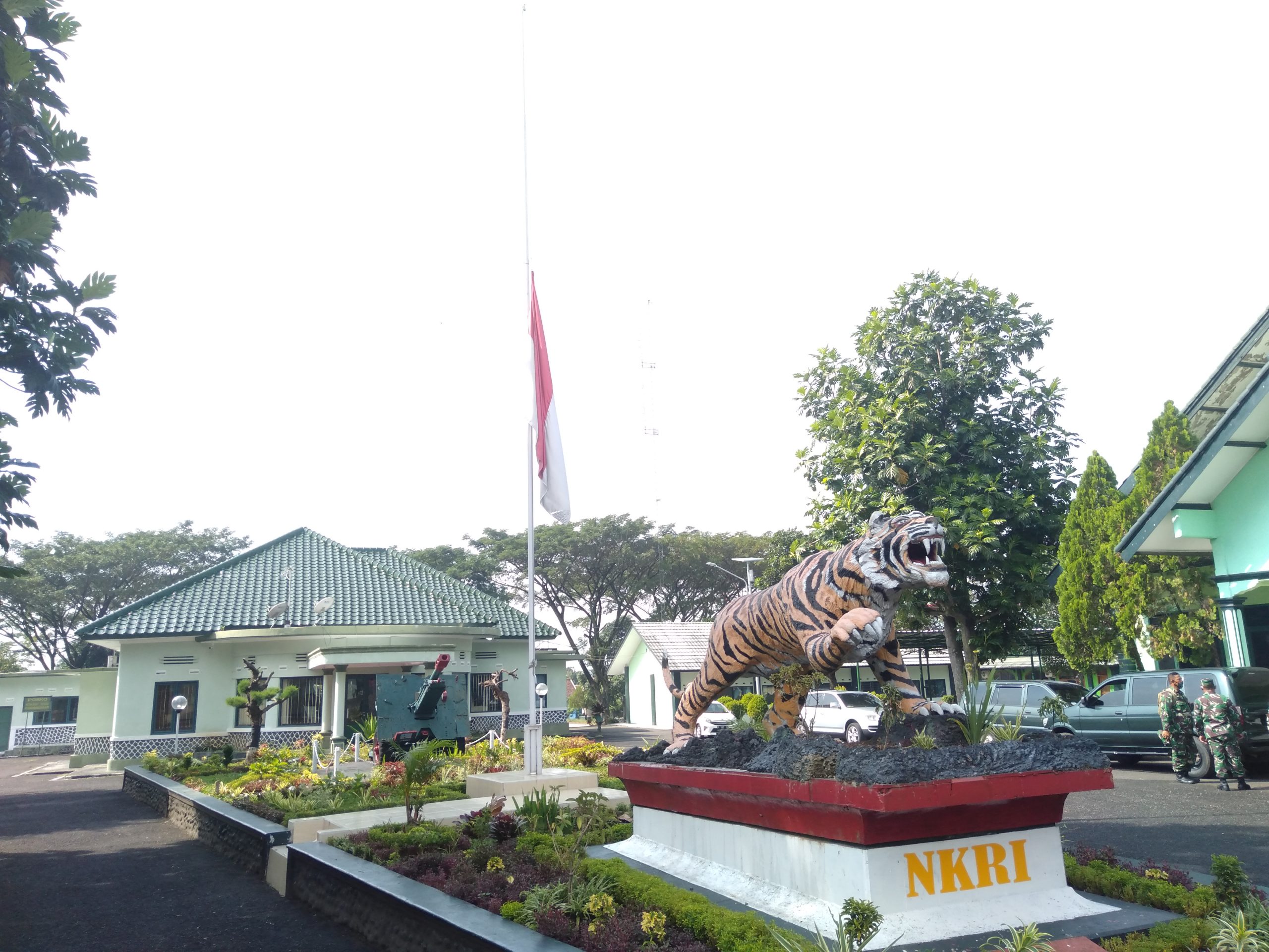 Pramono Edhie Wafat, Kodim 0608/Cianjur Kibarkan Bendera Setengah Tiang