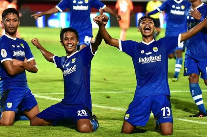 Persib Menunggu Kepastian Kompetisi