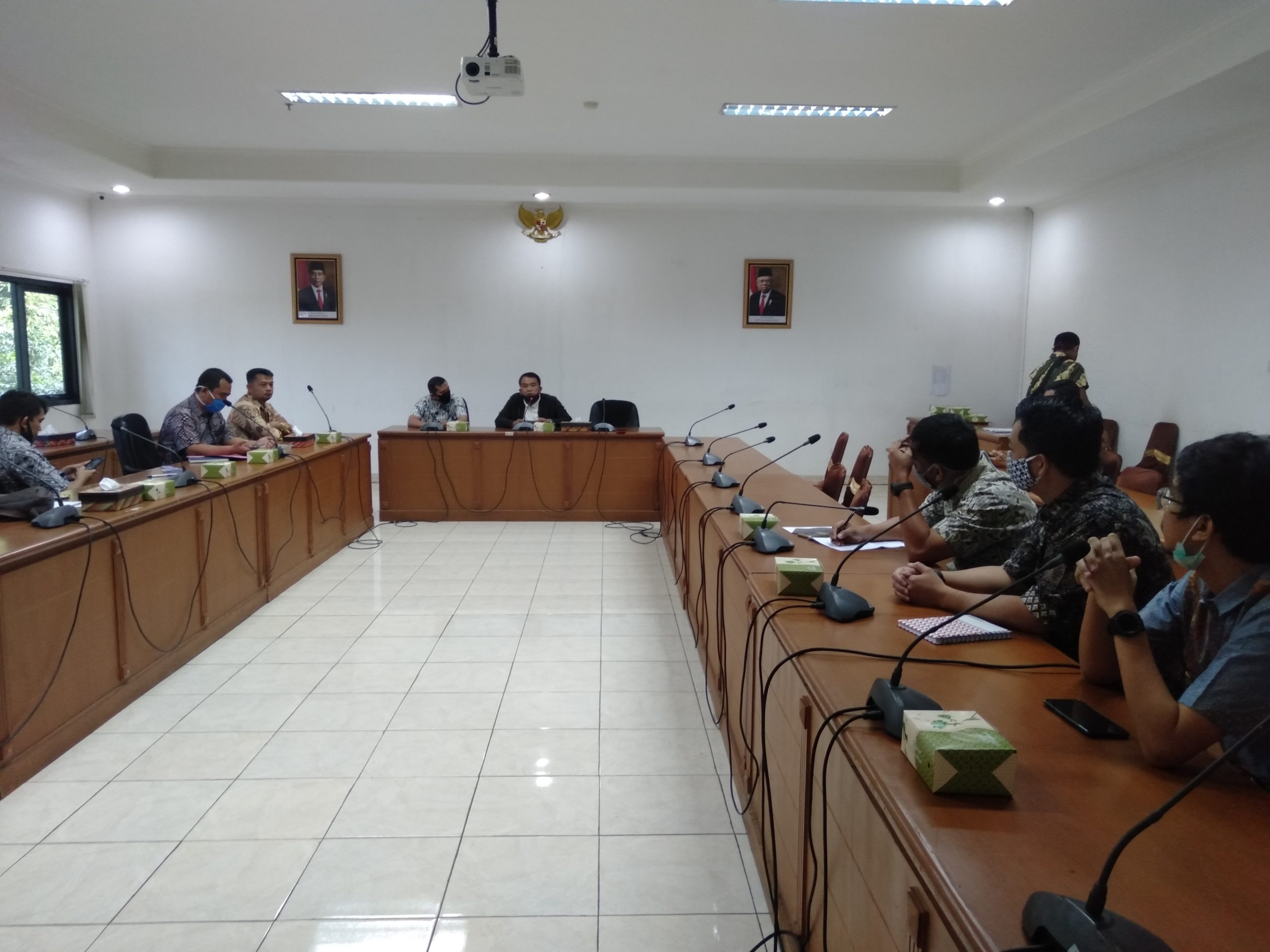 Rapat Komisi A DPRD Cianjur dengan Pengelola Batching Plant Ditunda, Kenapa?