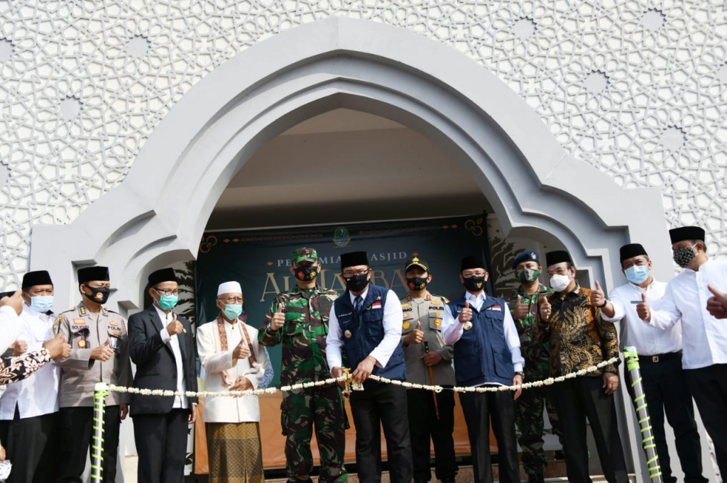 Masjid Al-Jabbar Majalengka Diresmikan