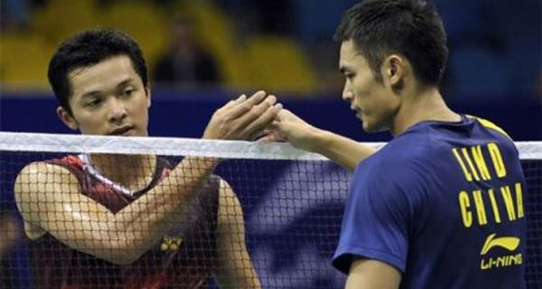 Lin Dan Gantung Raket