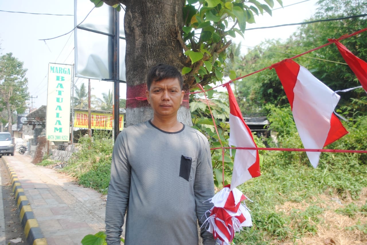 Jelang HUT RI ke 75, Penjual Bendera dan Umbul-umbul di Cianjur Mulai Marak