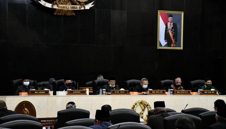 Anggota DPRD Jabar Harus Jalani Tes Swab Ulang