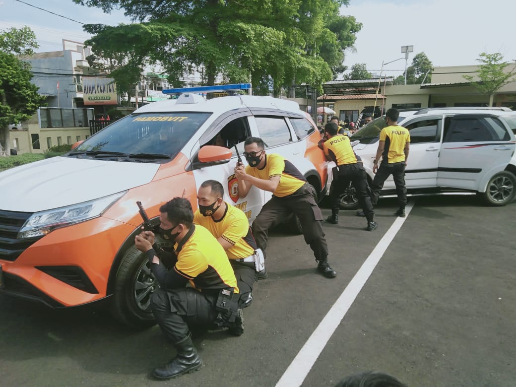 Polres Cianjur Gelar Simulasi Pengamanan dan Pengawalan Calon Kepala Daerah