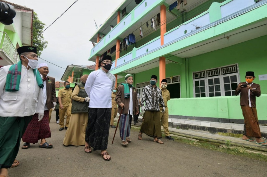 Ridwan Kamil Tinjau Penerapan Protokol Kesehatan Pondok Pesantren