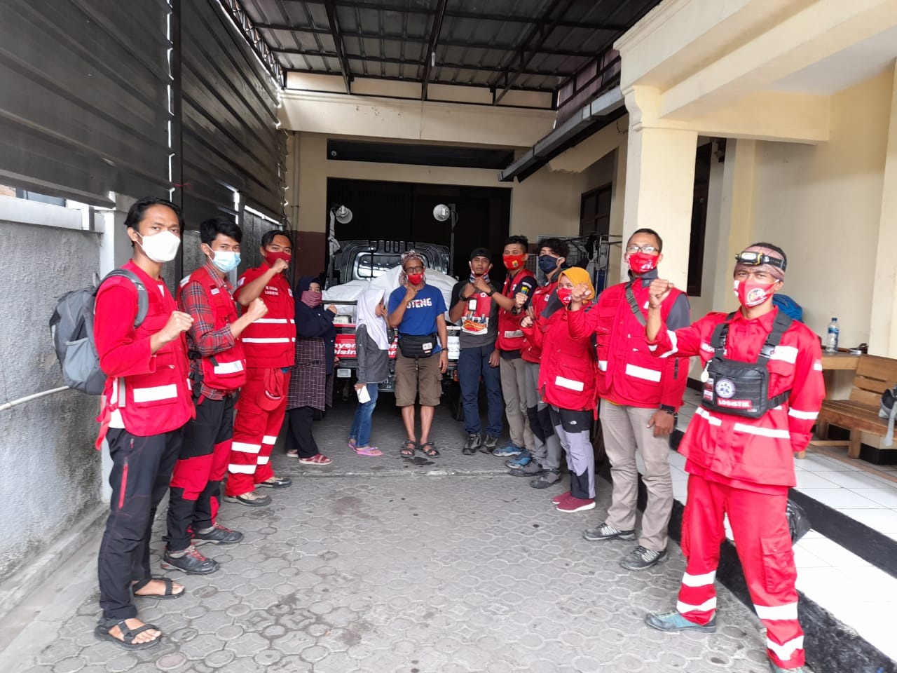 PMI Cianjur Kirim Relawan Terlatih ke Lokasi Bencana Banjir di Leles dan Agrabinta