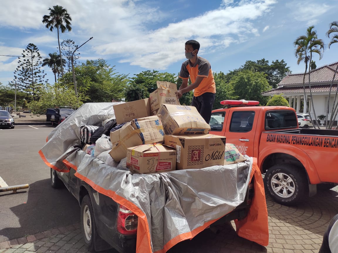 BPBD Cianjur Distribusikan Bantuan Logistik Korban Banjir Leles dan Agrabinta