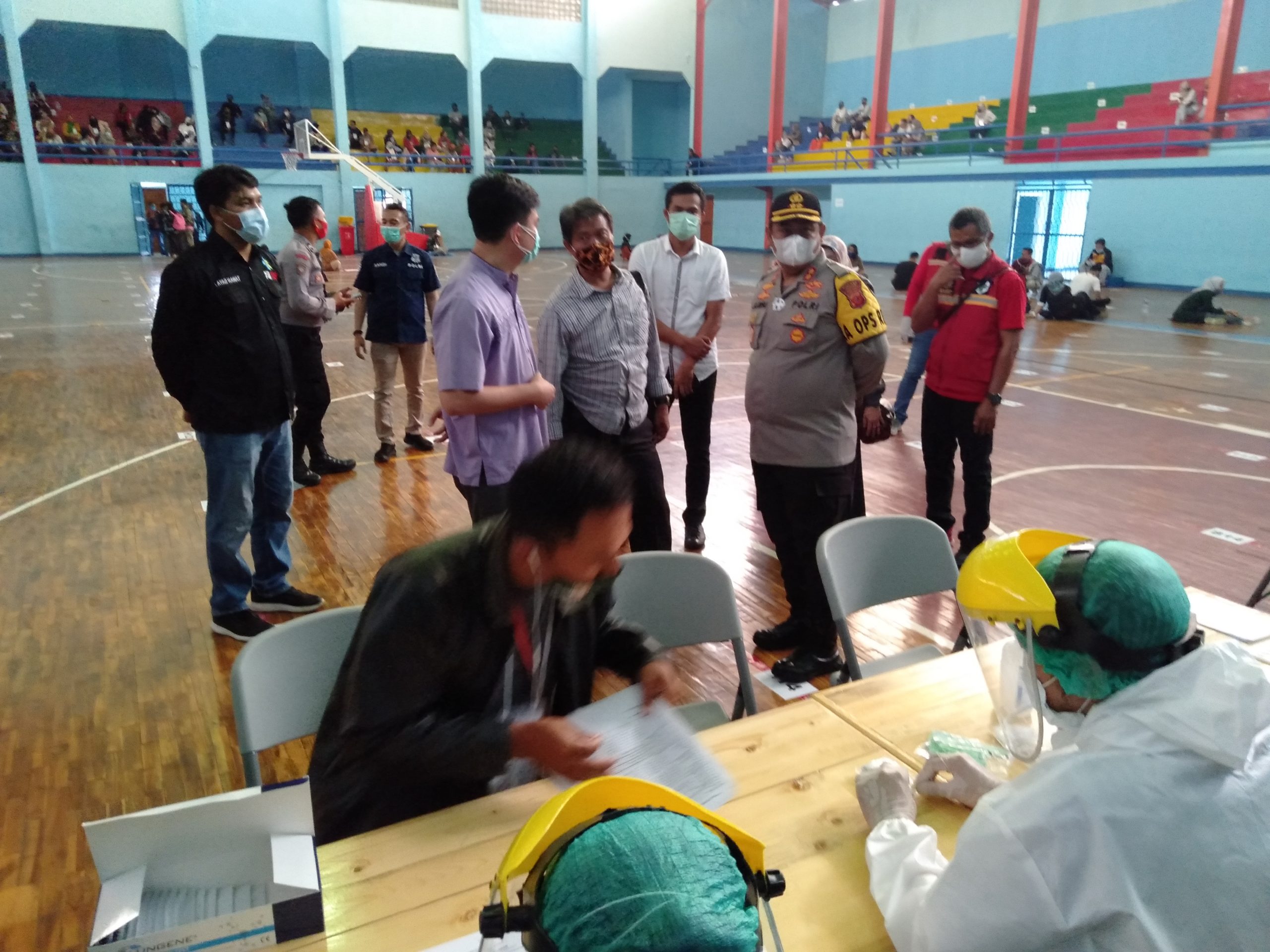 Ratusan Petugas Sorlip Surat Suara Pilkada Cianjur Jalani Rapid Test