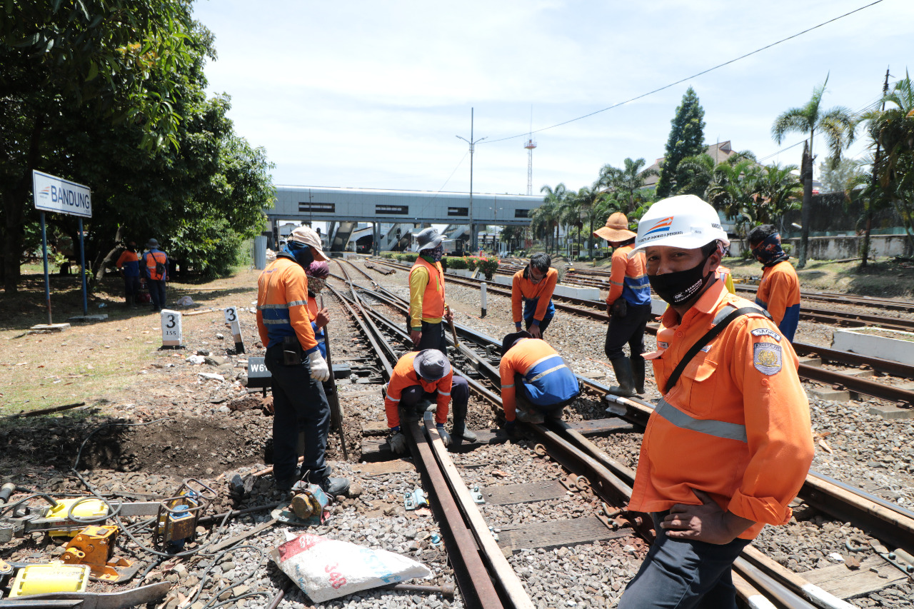 KAI Mulai Lakukan Antisipasi Gangguan Perjalanan Saat Musim Penghujan