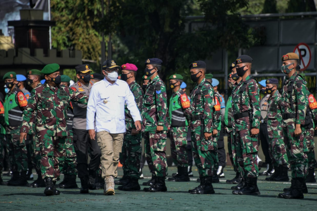 Jaga Kondusivitas Pilkada 2020, Ridwan Kamil Minta TNI/Polri Awasi dan Edukasi Prokes ke Masyarakat