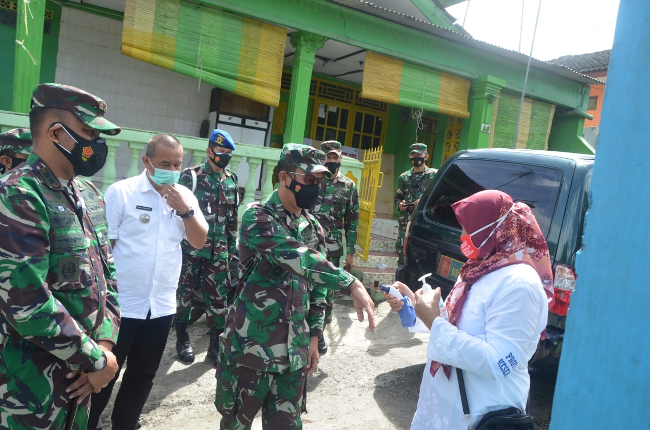 Dandim Tinjau Langsung TPS, Pastikan Pilkada Cianjur Aman dan Sesuai Prokes