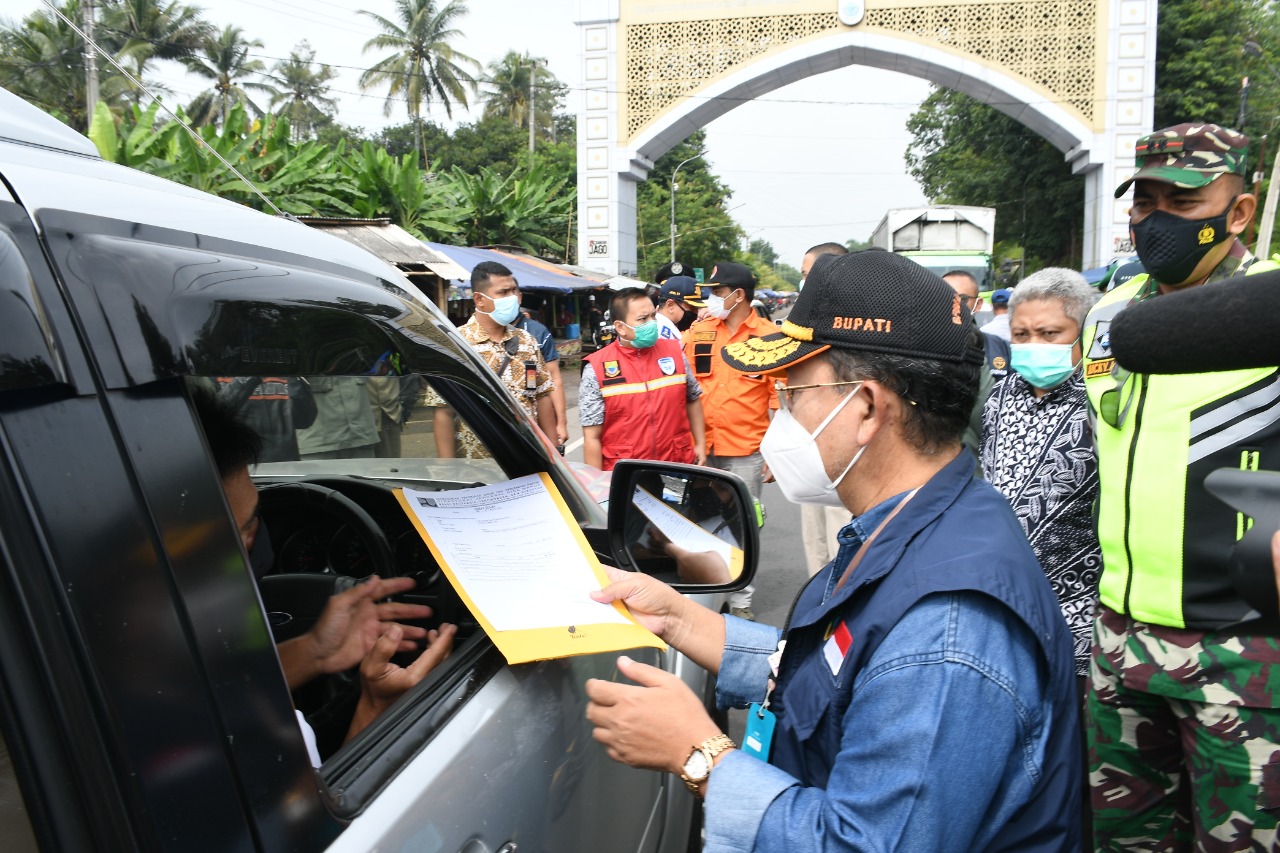 Penyekatan di Perbatasan, Masuk Cianjur Harus Bawa Hasil Swab dan Rapid Test Antigen