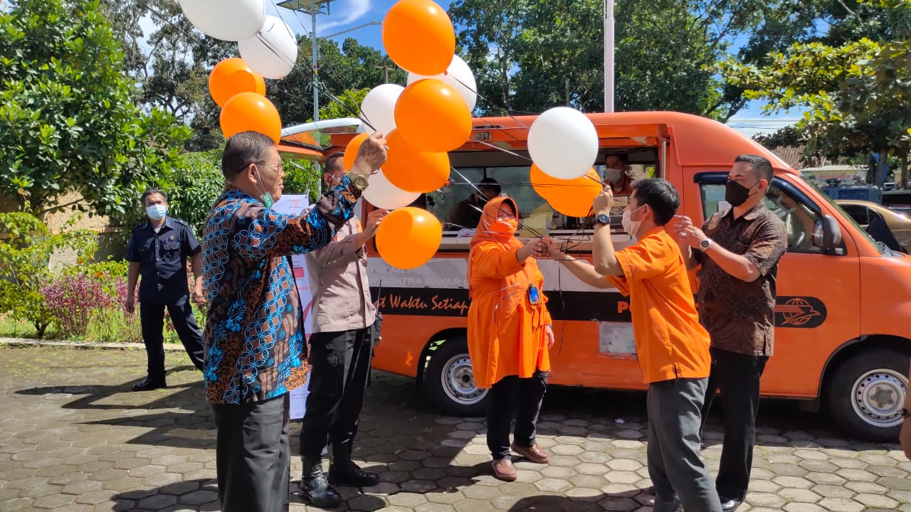 Lebih Dekat ke Masyarakat, Kantor Pos Cianjur Hadirkan Layanan W U-Ling