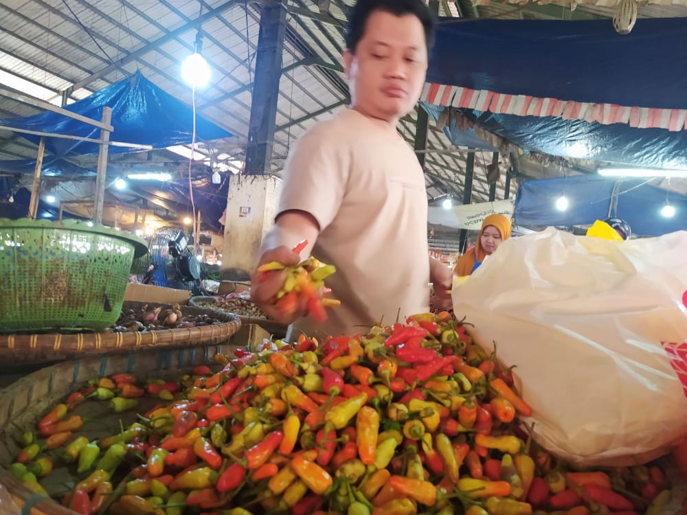 Hargai Cabai Rawit Domba di Pasar Induk Cianjur Tembus Rp110 Ribu/Kilogram