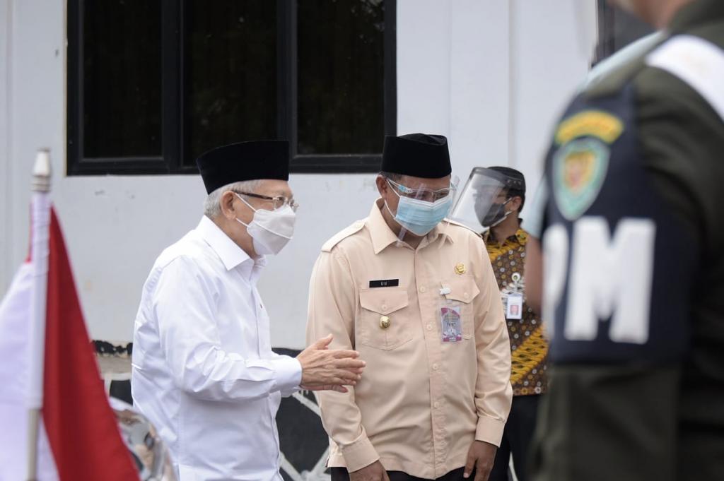 Dampingi Wapres RI Tinjau Korban Banjir Subang dan Karawang, Kang Uu Sebut Jabar Rawan Bencana