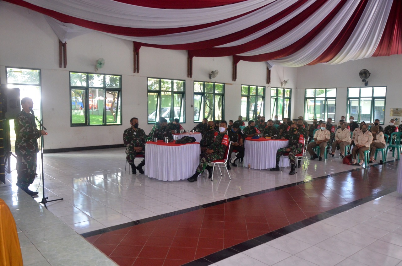 Kodim 0608/Cianjur Gelar Penyuluhan Hukum Bagi Anggota TNI, PNS dan Persit