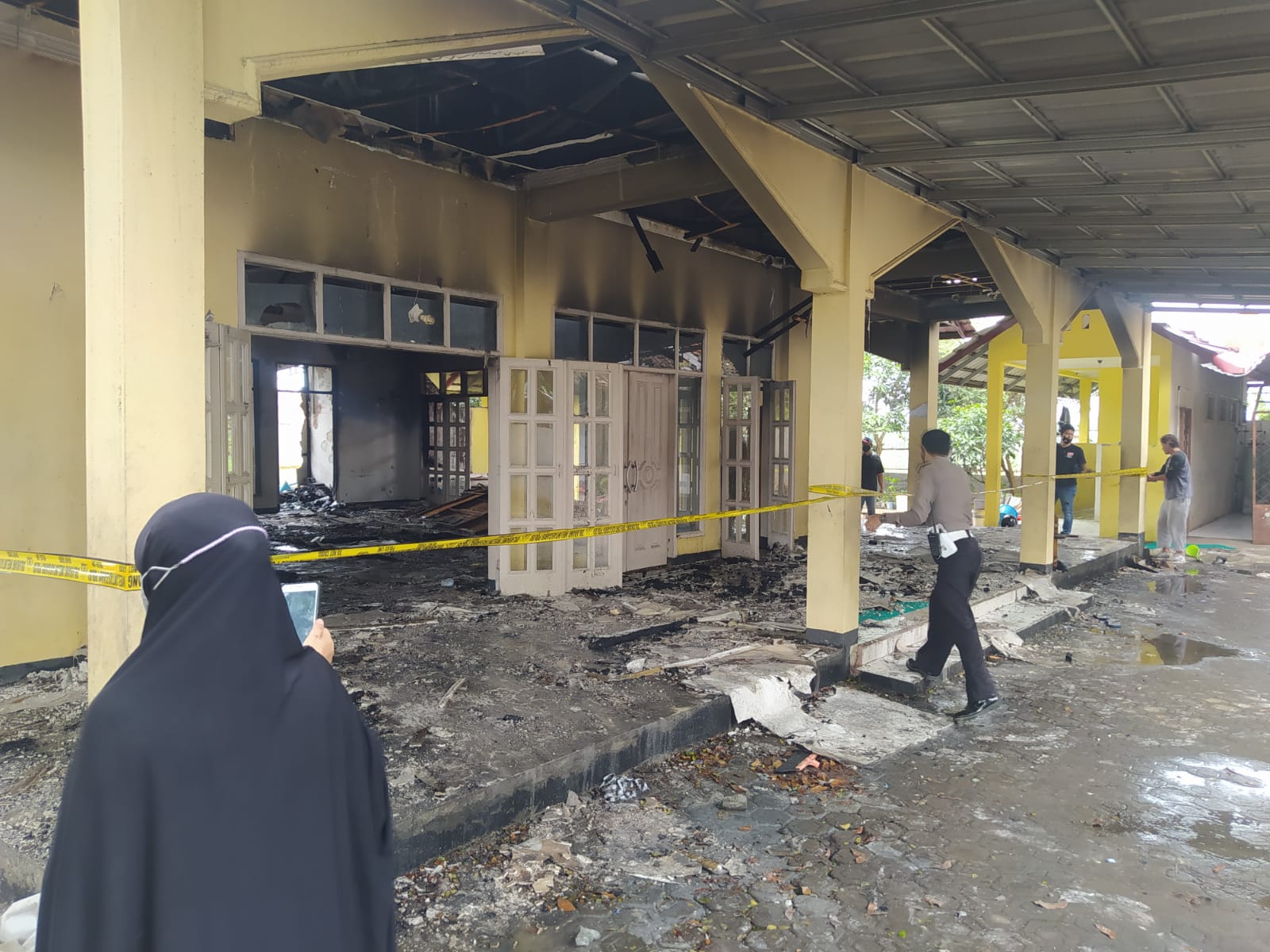 Sebuah Masjid di Cibeber Cianjur Hangus Terbakar, Diduga Korsleting Listrik