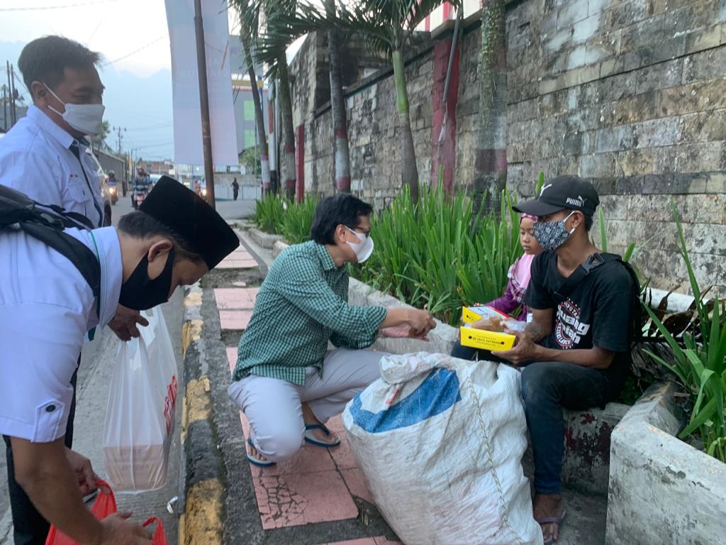 Food Bank PKB Cianjur, Berbagi Takjil di Bulan Ramadan