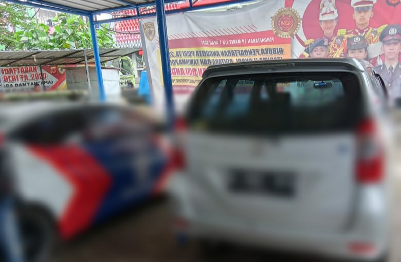 Diduga Travel Gelap, Satlantas Polres Cianjur Amankan Sebuah Mobil Berpelat B