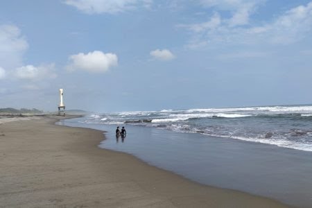 Pengunjung Pantai Apra dan Sereg Sindangbarang Cianjur Wajib Utamakan Prokes