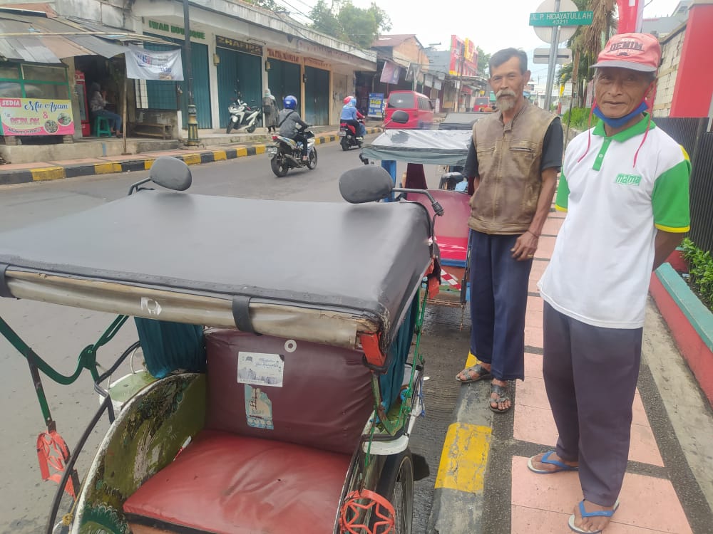 Harapan Tukang Becak untuk Bupati dan Wabup Cianjur yang Baru Dilantik