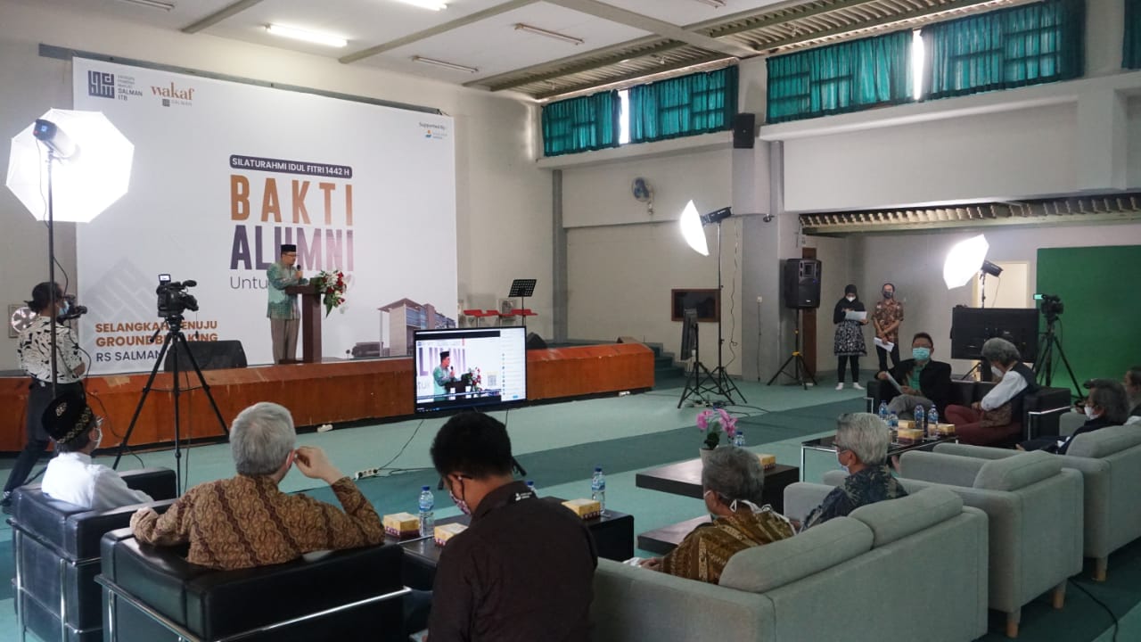 Bersatu Bangun Peradaban Melalui Bidang Kesehatan oleh Alumni Masjid Salman ITB