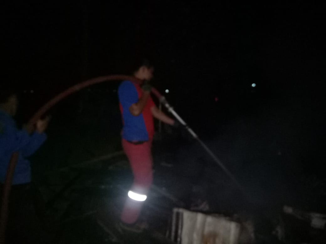 Gudang Penyimpanan Hasil Tani di Cilaku Cianjur Ludes Terbakar