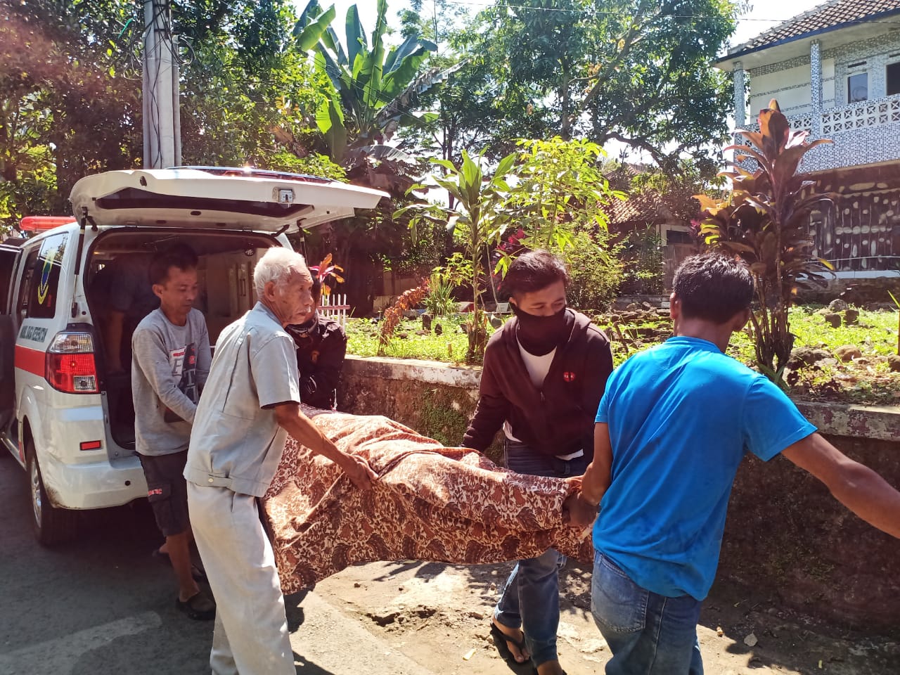 Pria Lansia di Cianjur Ditemukan Meninggal Dunia di Sebuah Gang