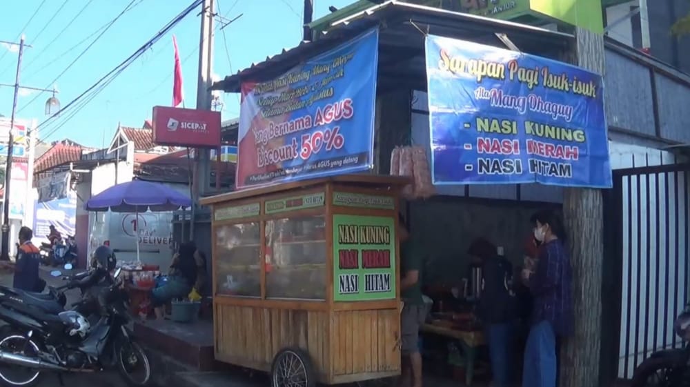 Sambut HUT RI ke-76, Kedai Nasi di Cianjur Beri Diskon 50 Persen Bagi Konsumen Bernama Agus