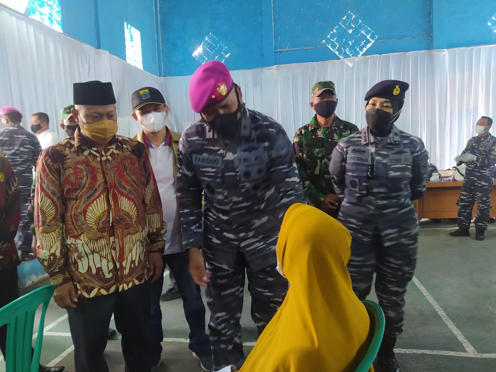 Lantamal III Gelar Vaksinasi Warga di Batulawang Cipanas Cianjur