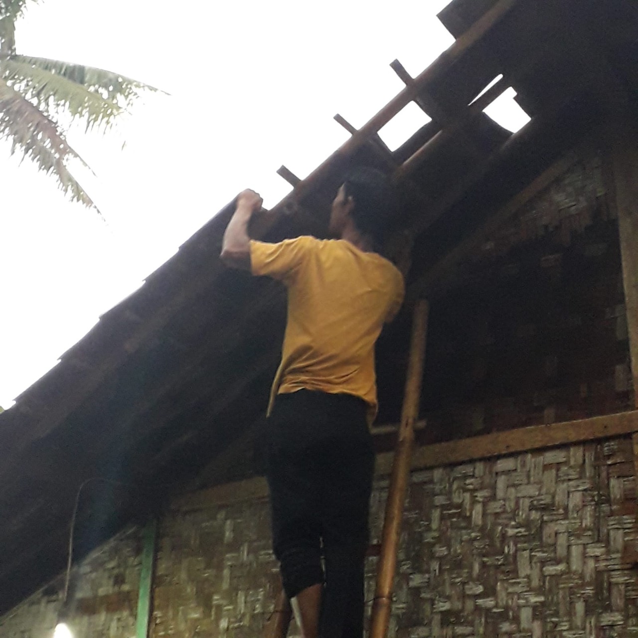 Angin Kencang Rusak Sejumlah Rumah