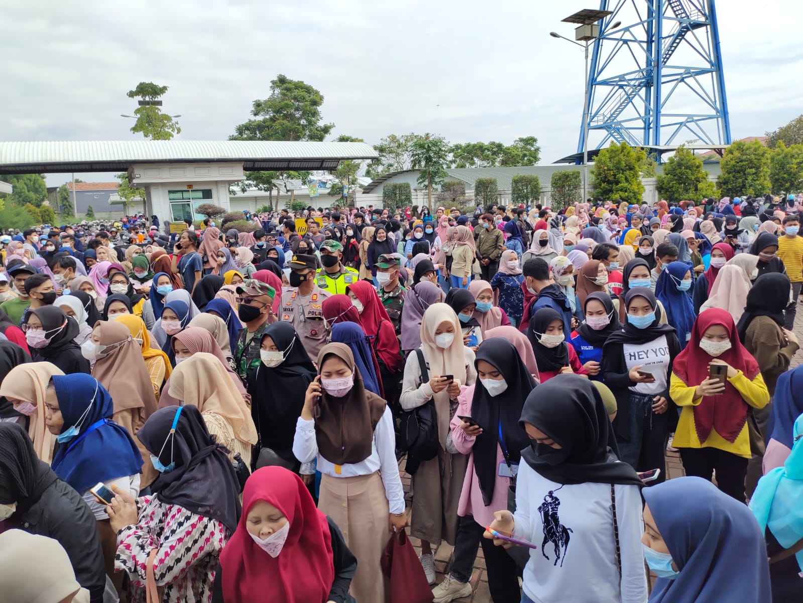 Buruh di Cianjur Lakukan Sweeping, Ajak Pekerja Lainnya Ikut Unjuk Rasa ke Gedung Sate Bandung