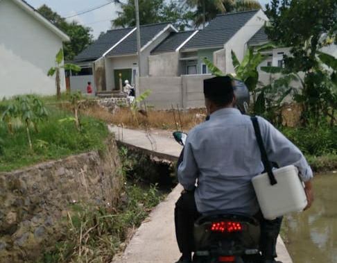 Sisir Warga Belum Divaksin, Kecamatan Karangtengah Door To Door Vaksinasi Covid-19