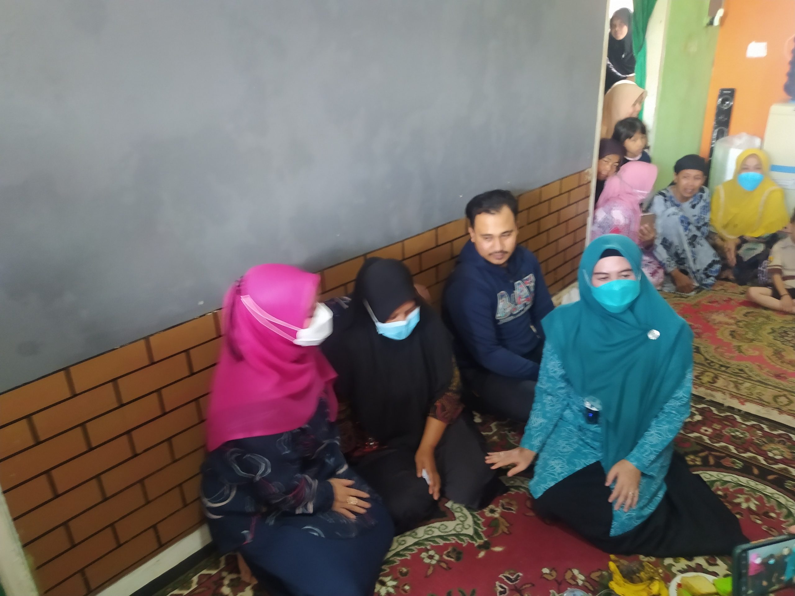 Sambangi Rumah Almarhumah Sarah, Istri Wagub Jabar: Kami Sangat Sedih danTerpukul