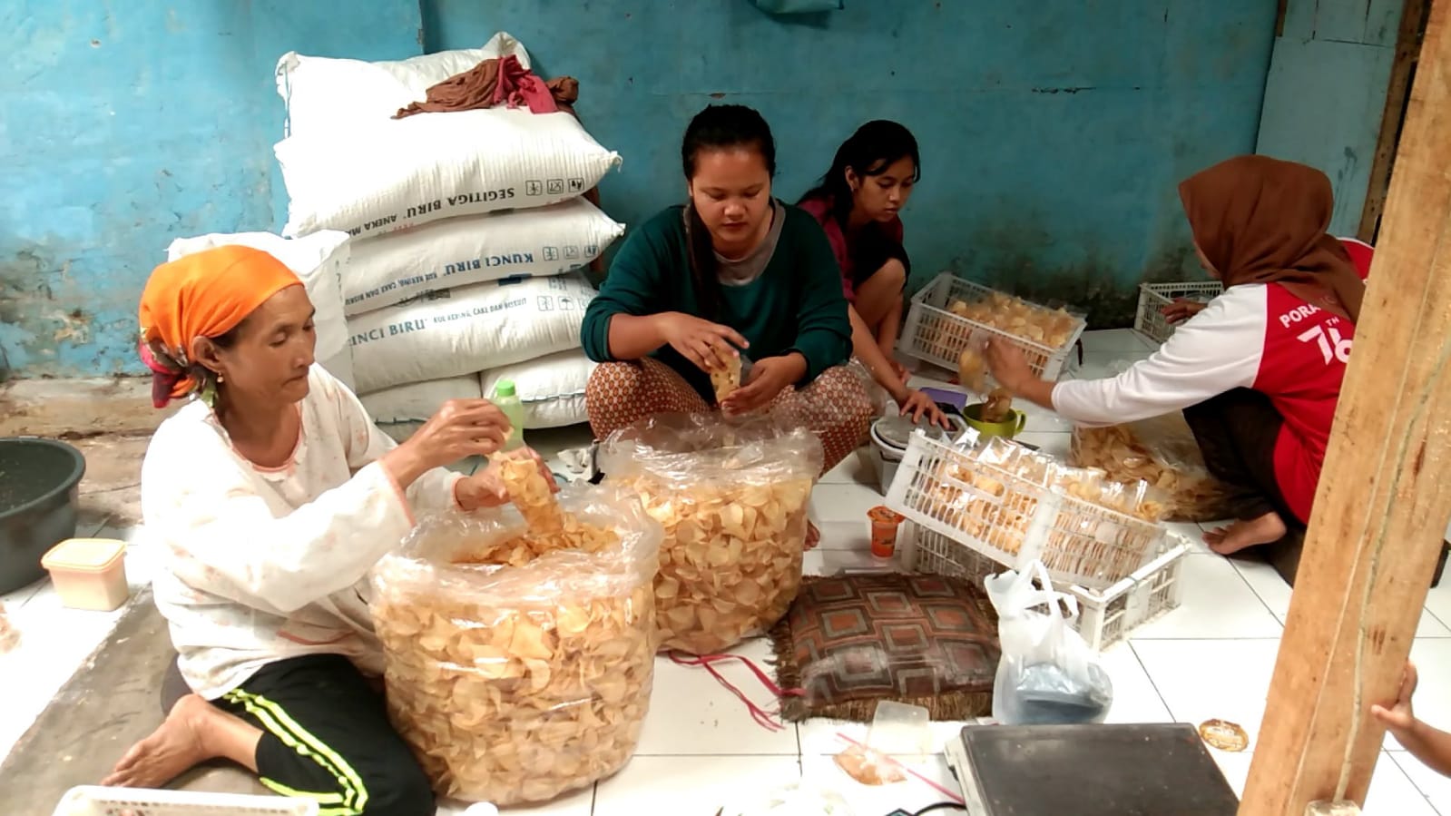 Puluhan Mantan PMI Berhasil Jadi Pelaku UMKM