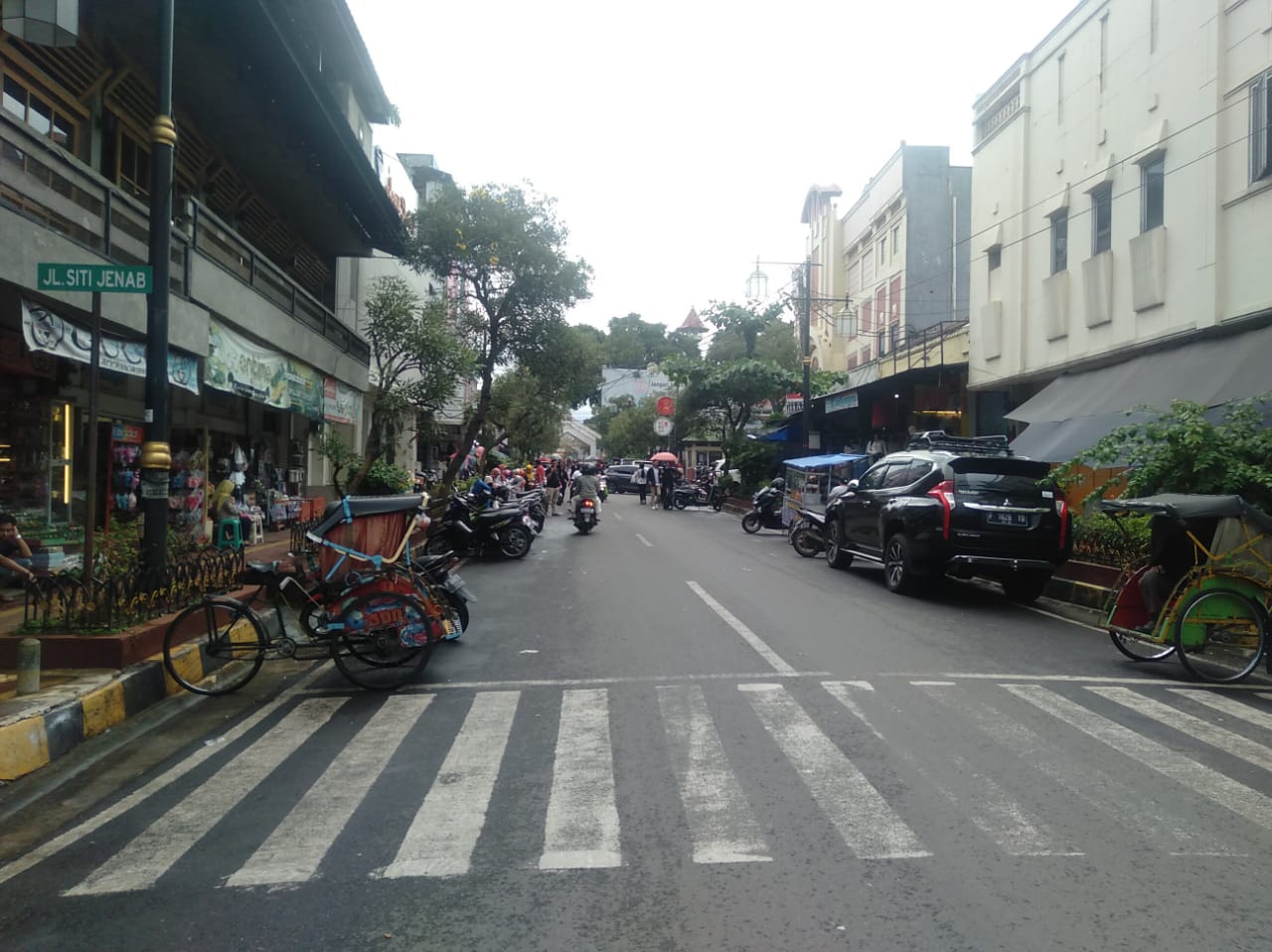 Tanggapi Somasi Warga Terkait Penutupan Jalan Siti Jenab, Bupati: Bukan Kewenangan Kita Lagi