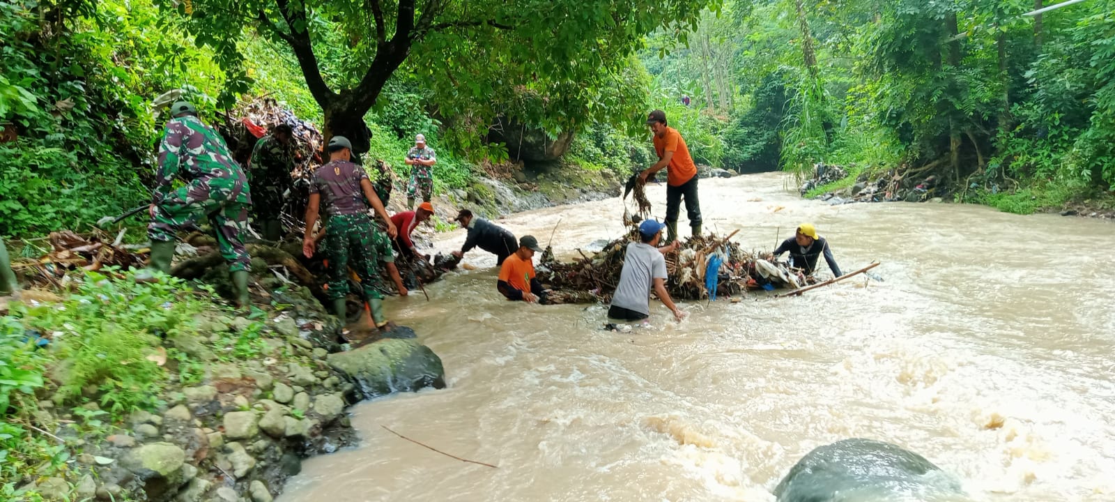 DAS Citarum Dibersihkan, Antisipasi Banjir