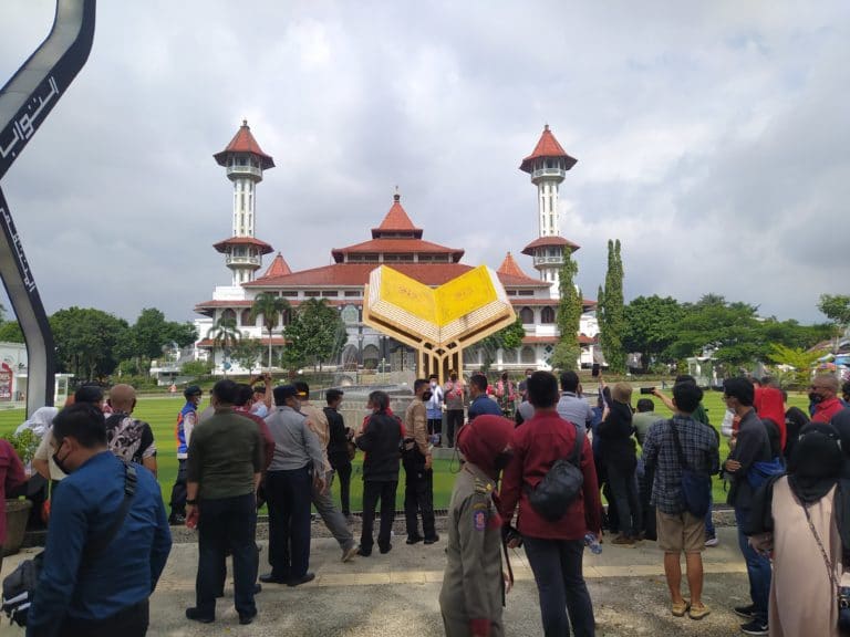 Boleh Masuk Alun-alun Cianjur, Asal Sudah Divaksin Dosis Kedua