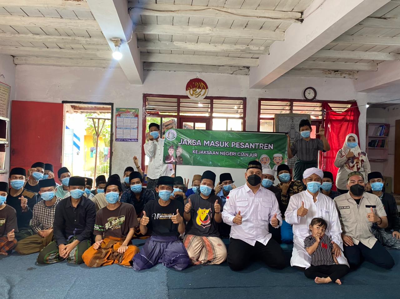 Kejaksaan Cianjur Gelar Kegiatan Jaksa Masuk Pesantren