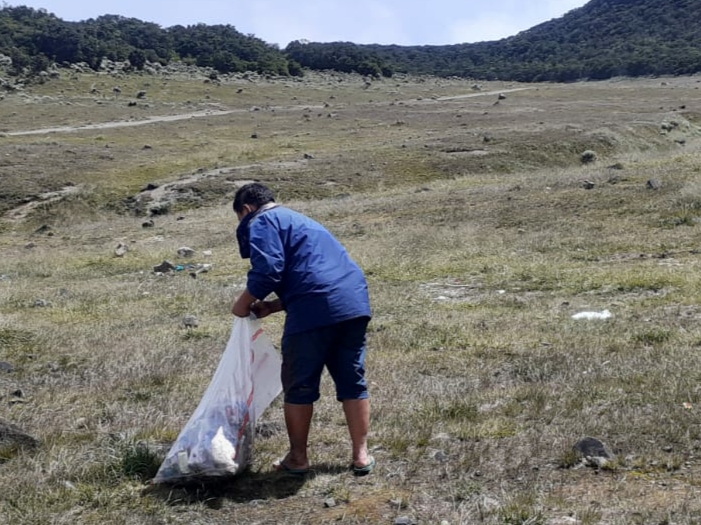 Tiga Hari Operasi Bersih di Gunung Gede Pangrango, Relawan Kumpulkan Setengah Ton Sampah