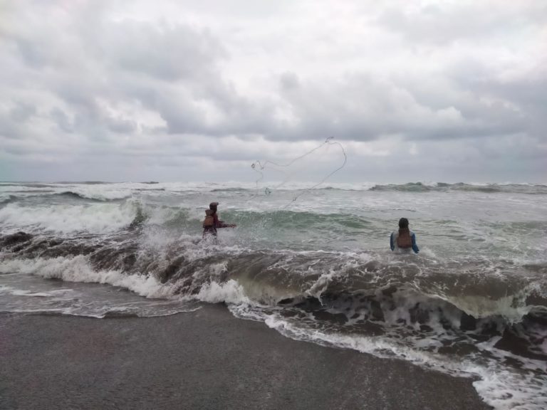 Waspada Gelombang Tinggi di Pantai Selatan Cianjur